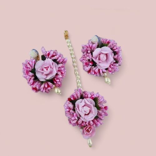 Flower earrings teeka set