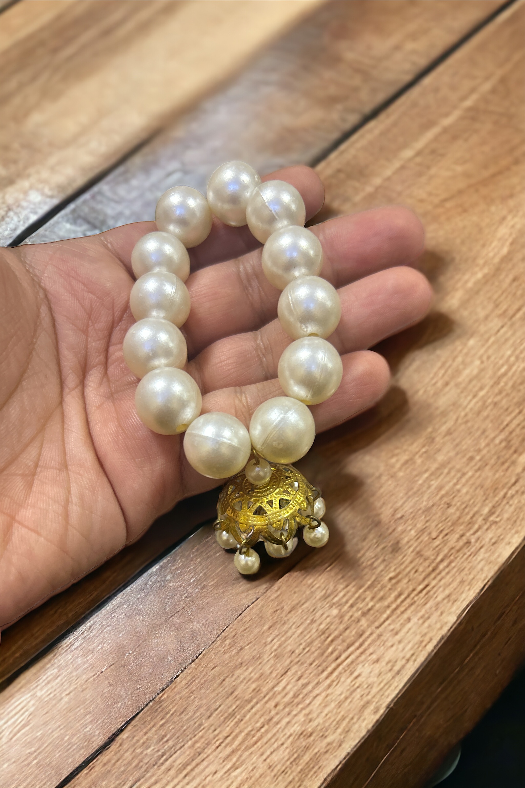 Big pearl adjustable bracelet