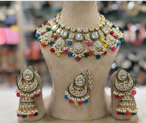 Multi colour Kundan necklace