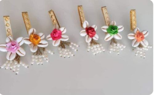 Shell key chain with mix flower