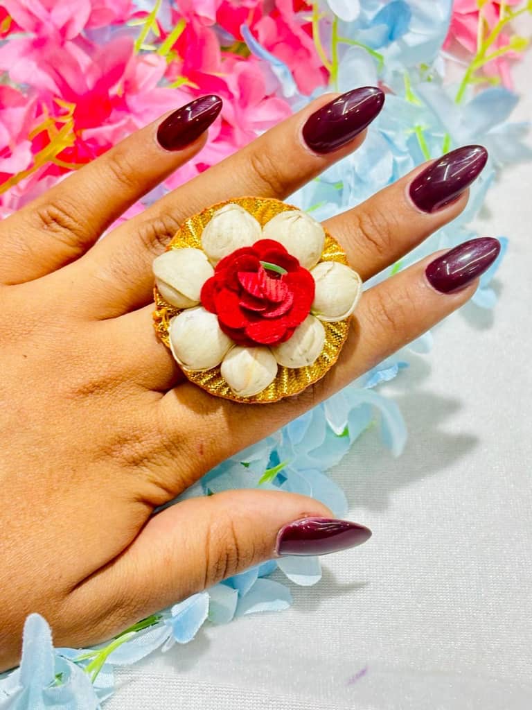 Mogra rings in red colour